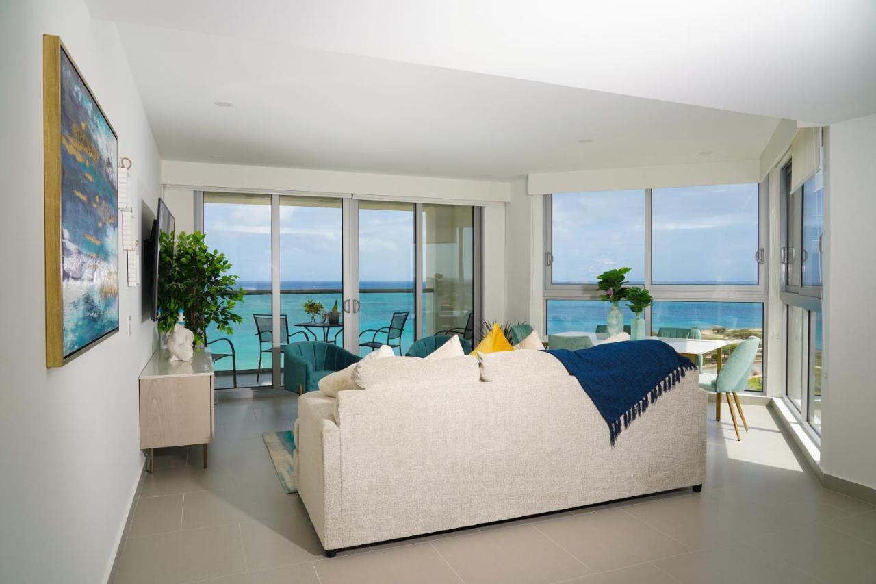 Azure Beach Residences Palm Beach Exterior foto